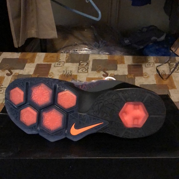 Nike Lebron 12 Low Limited (Air Max 95) - Picture 6 of 7